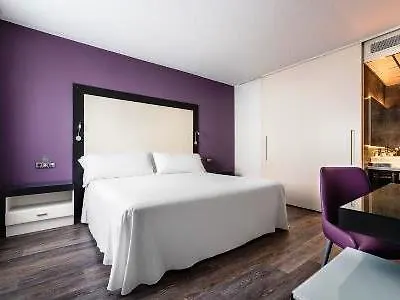 فندق Exe Coruna 4*