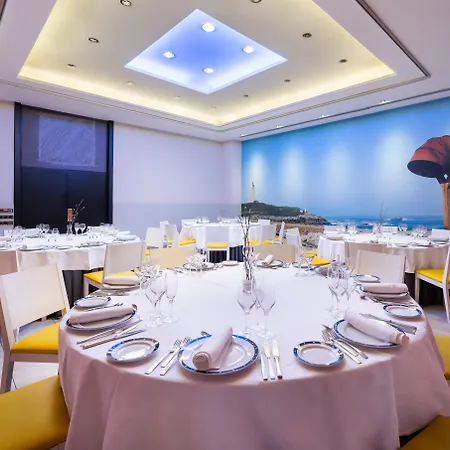 Hotel Exe Coruña 4*