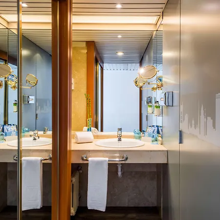 酒店 Exe Coruna 4*