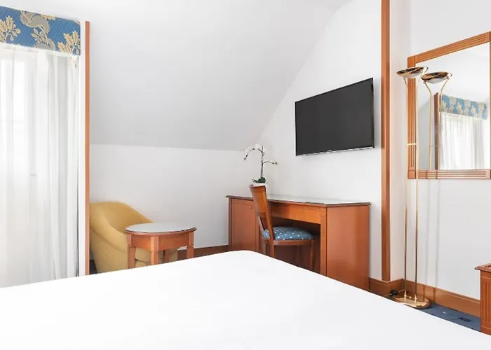 Exe Coruna Отель